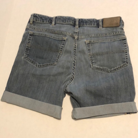 Denver Hays Jean cut off shorts - Picture 5 of 6